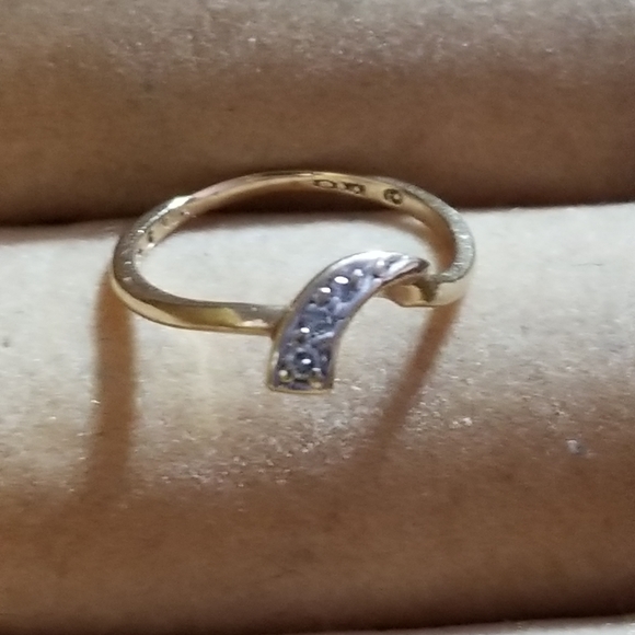 10k Gold Diamond Jewelry - 10k Diamond Ring